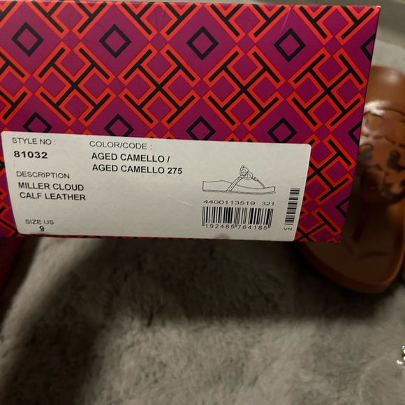 Tory Burch - Picture 8 of 13